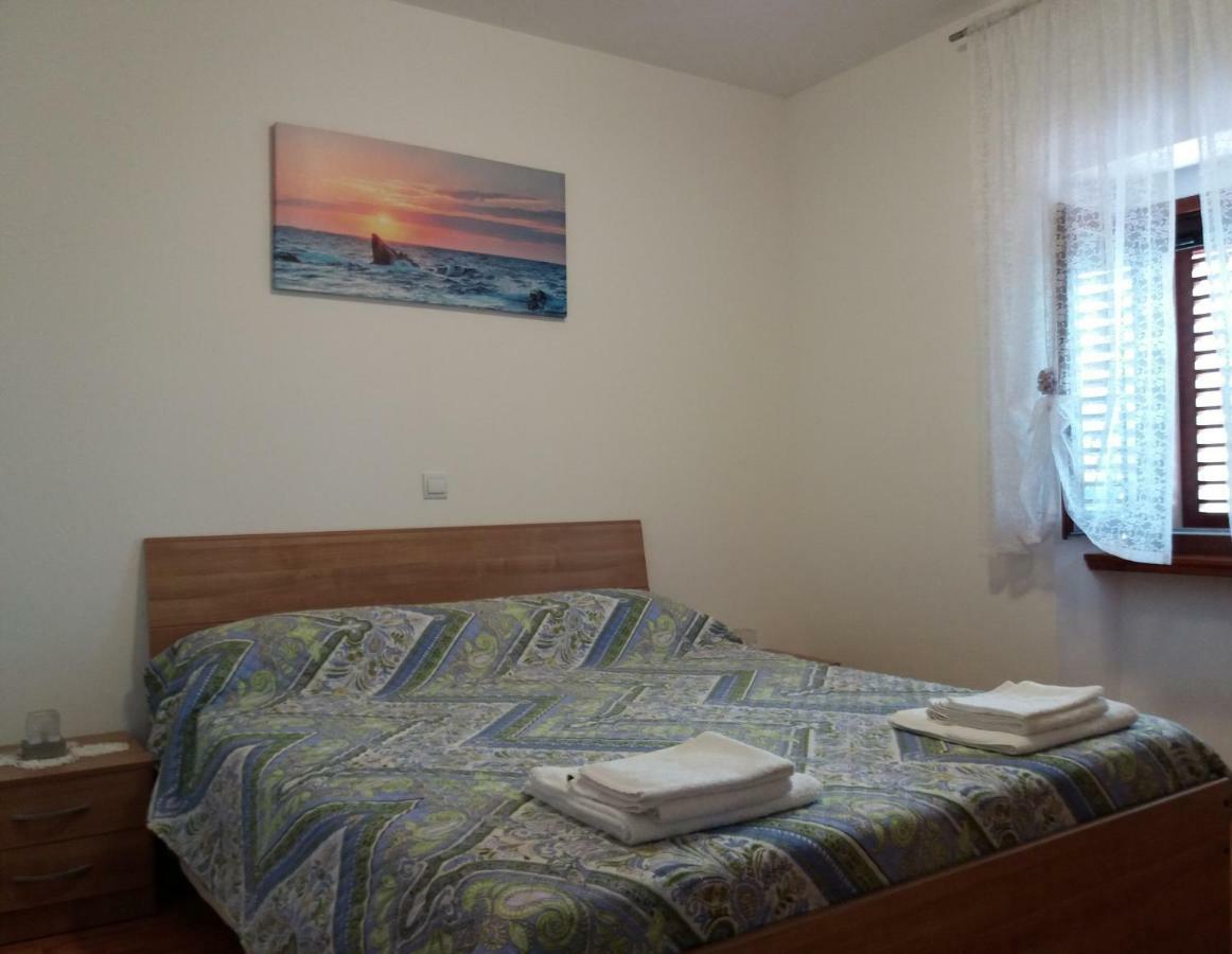 Apartmani Damiani Groznjan Bagian luar foto